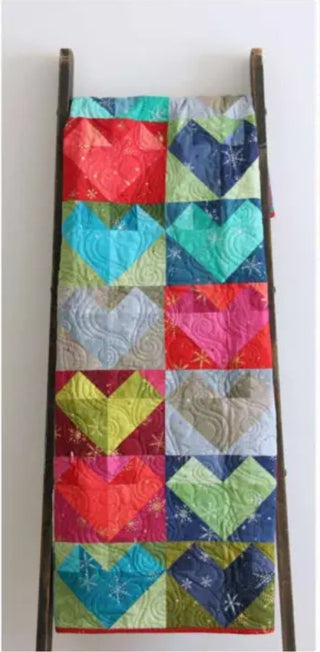OMBRE WINTER LOVE KIT W/PATTERN, BINDING, BACKING, DESSERT ROLL