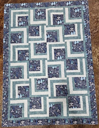 CAROUSEL QUILT KIT WITH PATTERN