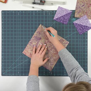 CREATIVE GRIDS 15 IN SEAM GUIDE