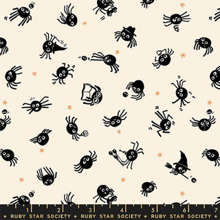FREAKY FAMILIARS SPIDER SENSE NATURAL RS5191-11